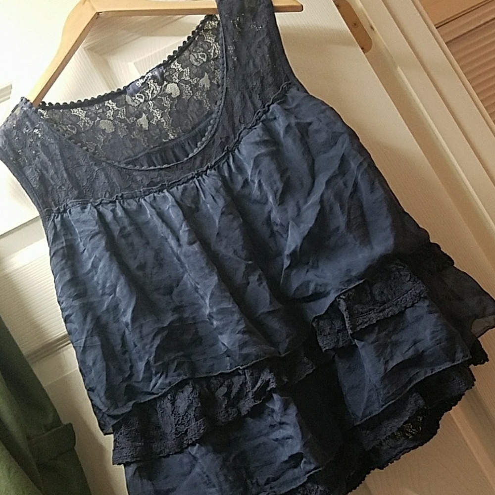 Medium shirt